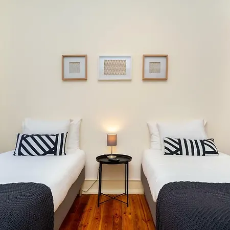 Whome Hideaway Family #1e